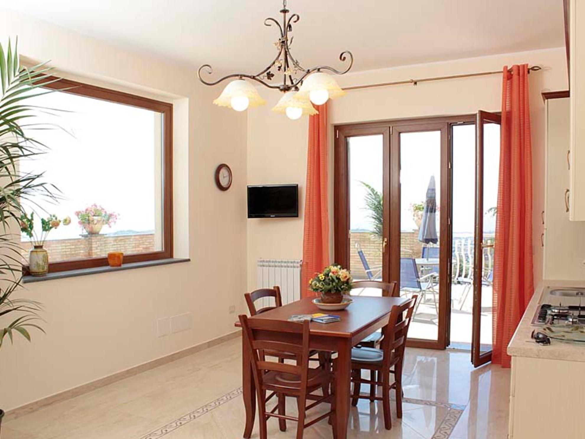 Etna Royal View Aparthotel Trecastagni Εξωτερικό φωτογραφία